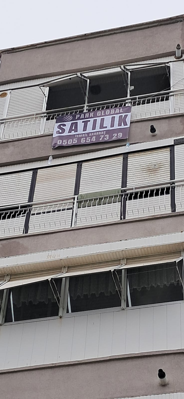 İZMİR İLİ ÇİĞLİ İLÇESİ EGEKENT MAHALLESİNDE 3+1 SATILIK